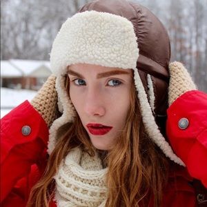 Meet your Posher, Carly